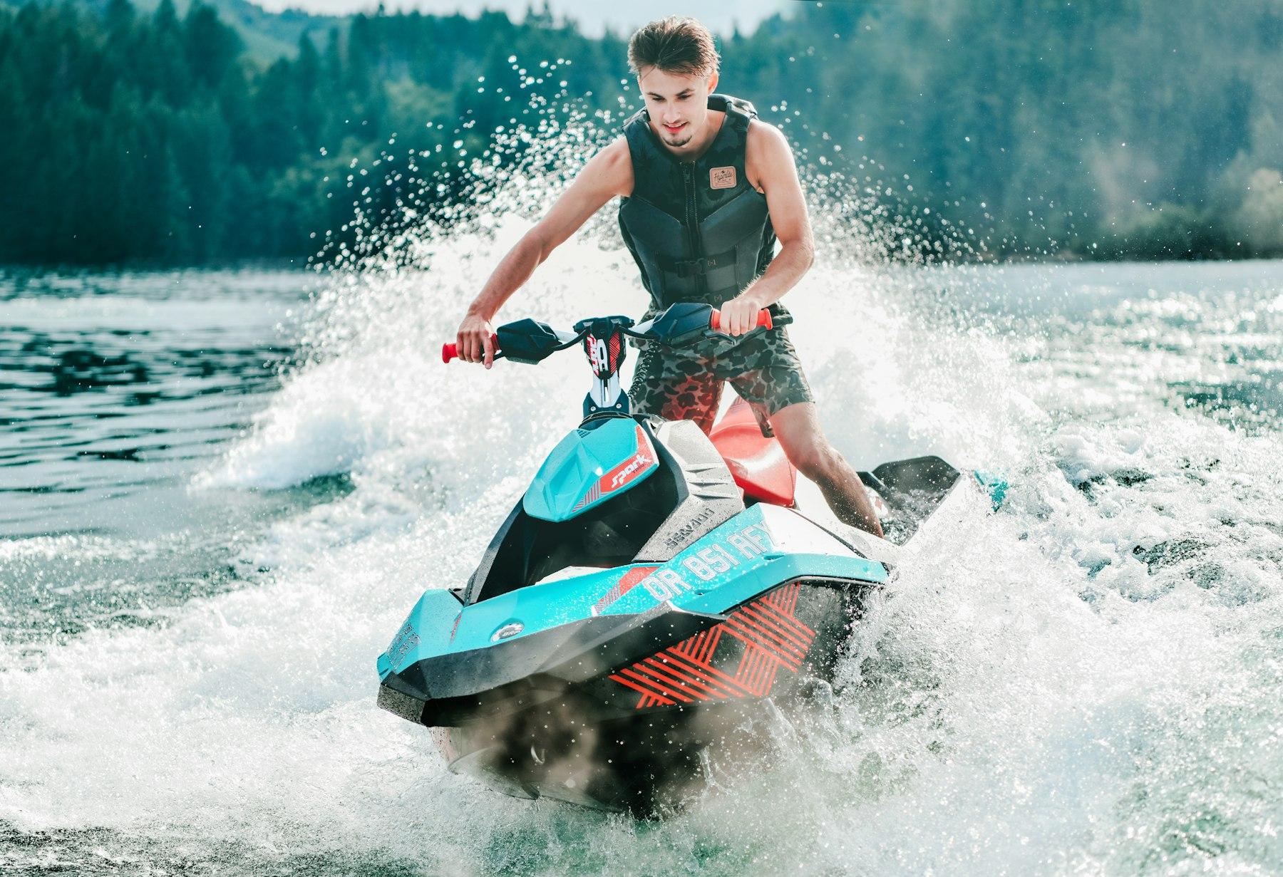 Jet ski